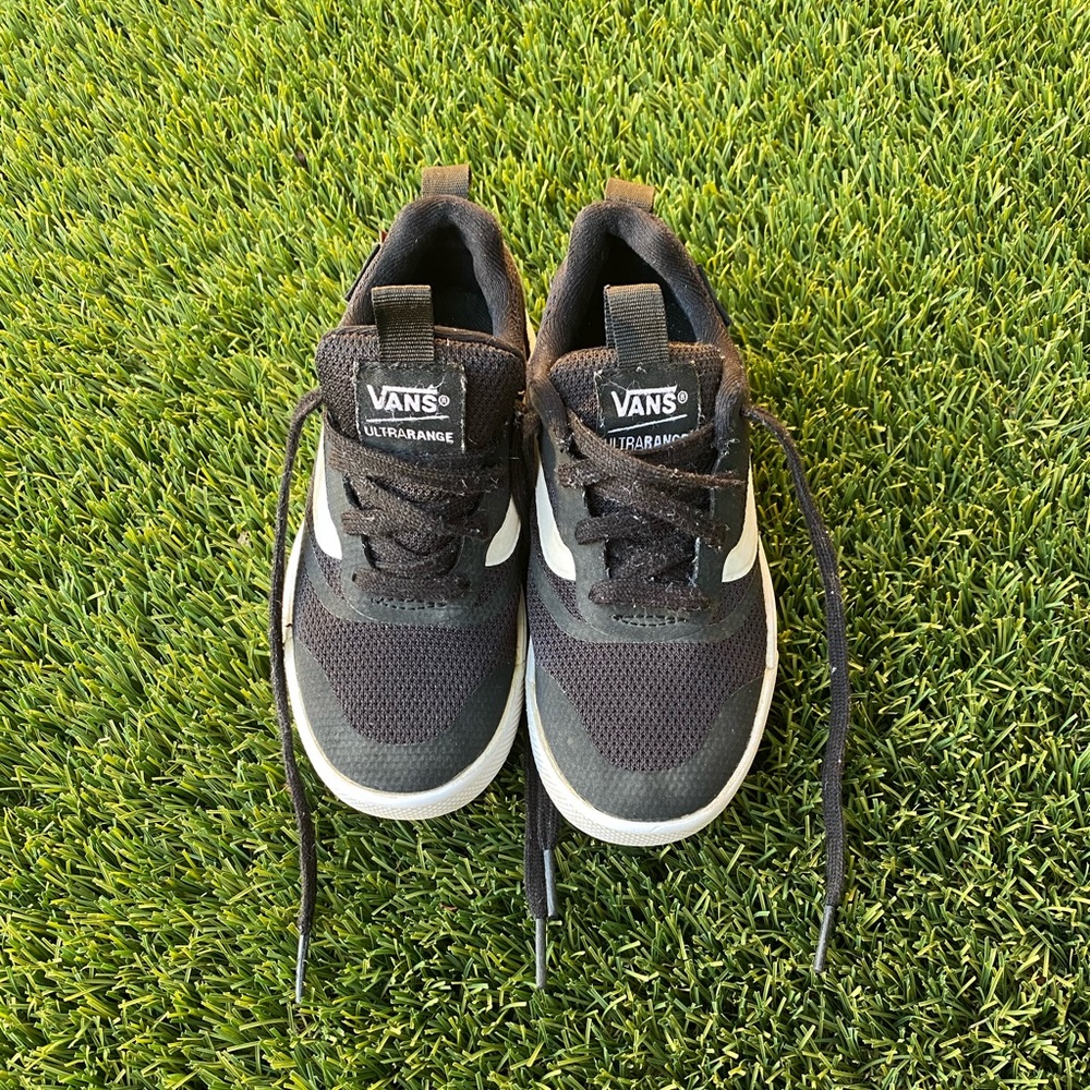 Little Boys Vans UltraRange Size 11.5